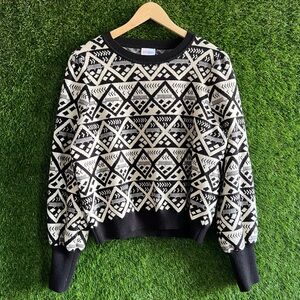 LuLaRoe Piper Tribal Geometric Knit Sweater